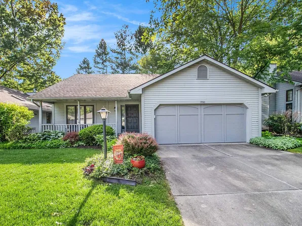 1960 Creekbank Ln, South Bend, IN 46635