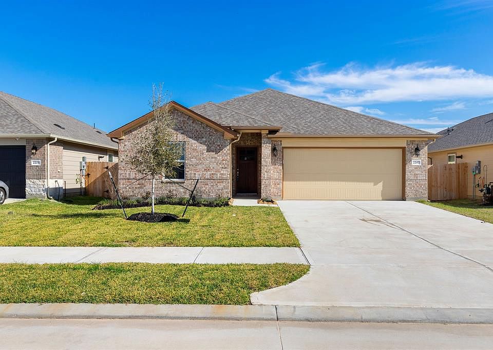 1st image of 2207 Royal Ann Way