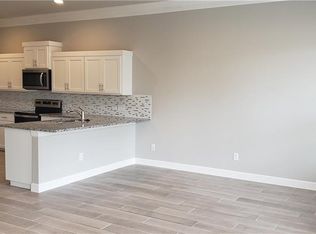100 Everett Ct #B, Jarrell, TX 76537