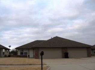 4345 W La Siesta St, Springfield, MO 65802