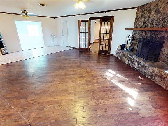 2nd image of 8301 N Dal Paso St