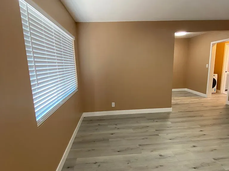 3711 S Normandie Ave #6 — Photo 5