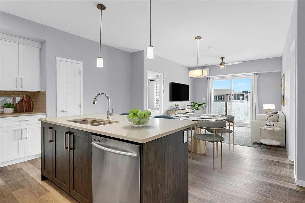 323, 4150 Seton Drive SE (CP125) — Photo 1
