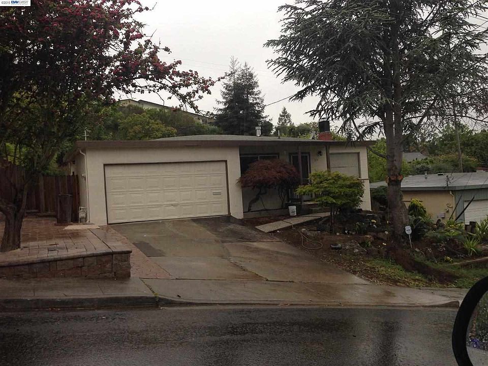 1st image of 313 Joan Vista St