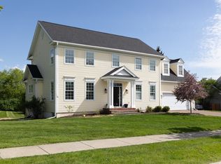 37 Tabor Place, South Burlington, VT 05403