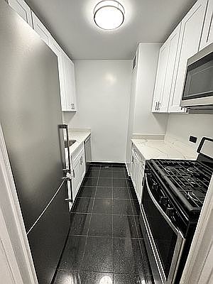 1st image of 305 E 86th St #19L