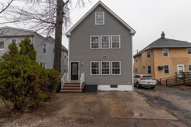 2nd image of 276 E Westfield Ave #1