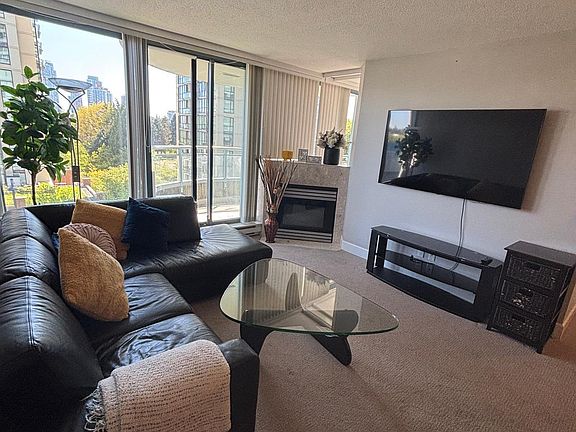 3rd image of 13383 108th Ave #602