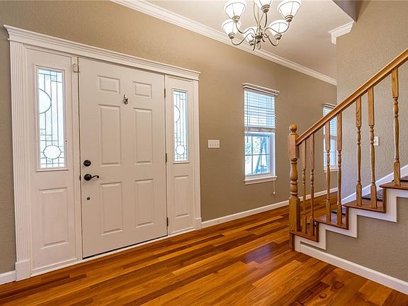 3rd image of 490 Stone Meadow Ln