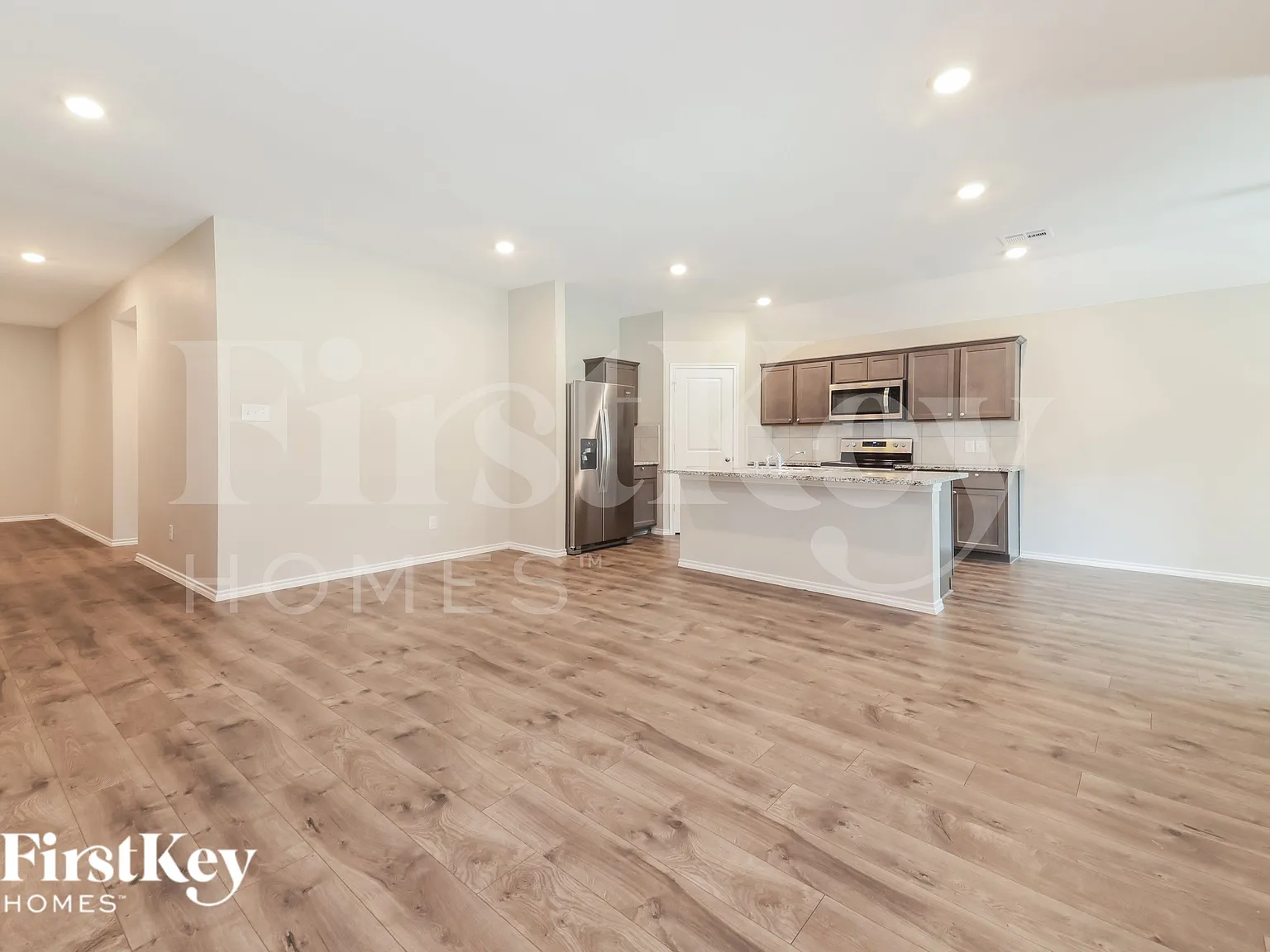 4 bed, 2.0 bath, 1862 sqft, $2,250 — Photo 3