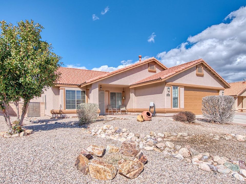 1st image of 2585 Cartegena Dr