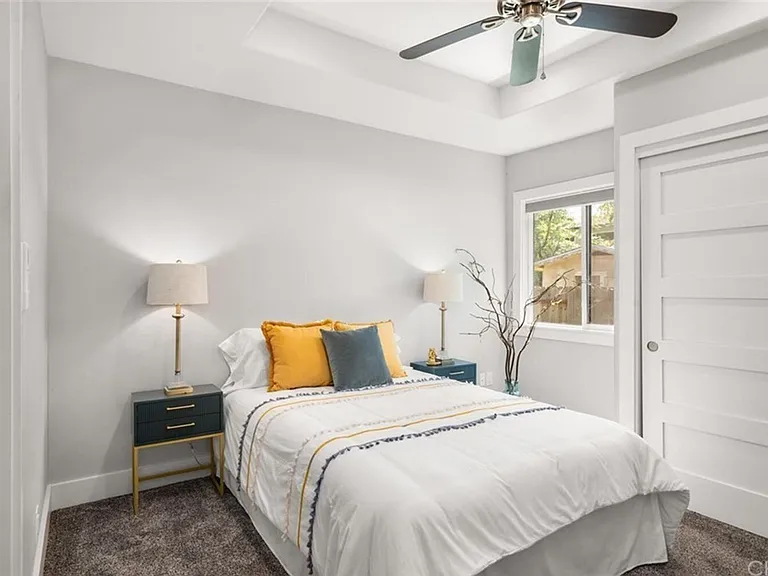 1111 Oleander Ave — Photo 15