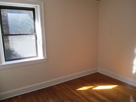 4th image of 410 Botetourt Street # Fl 1ST