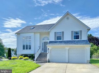 122 Neville Dr, Marlton, NJ 08053
