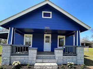 1001 N 2nd St, Ozark, AR 72949