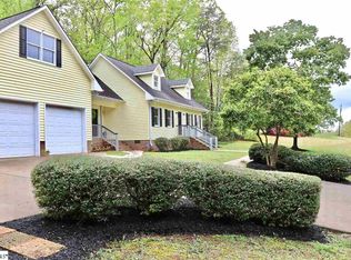 253 Caroldean Dr, Travelers Rest, SC 29690