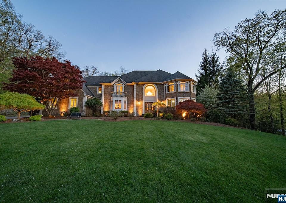 1st image of 43 Walsh Dr