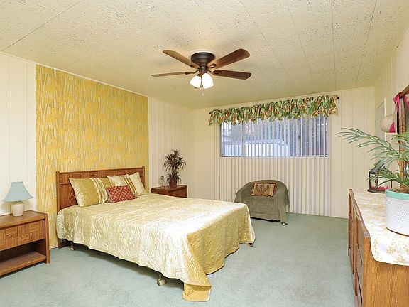 44244 3rd St East Bed 1