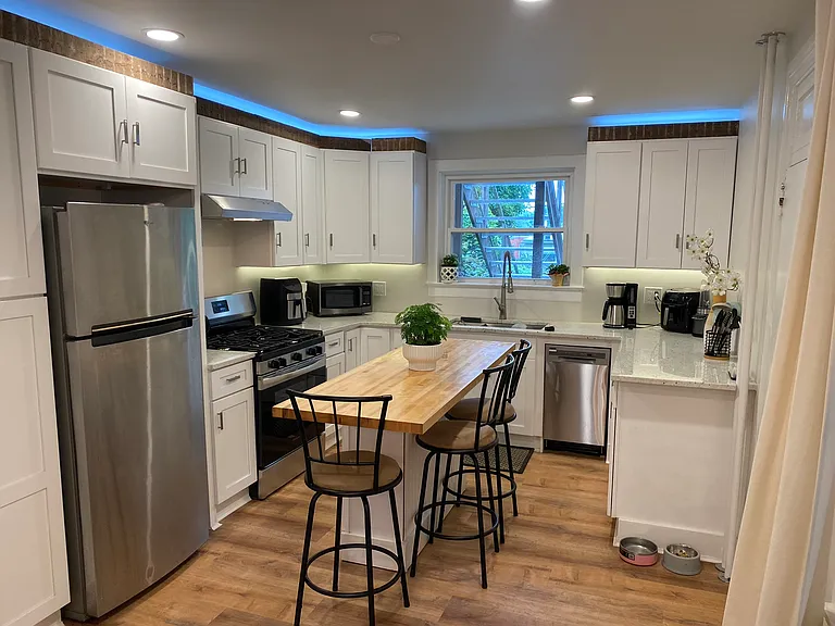 440 Poplar St #2 — Photo 8