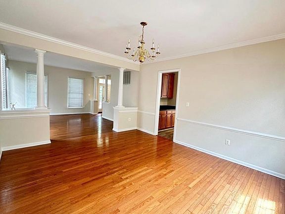 5th image of 2905 Dumas St