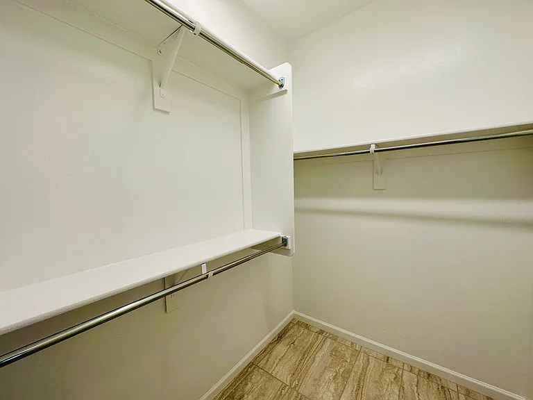 1436 E Basalt Dr — Photo 16