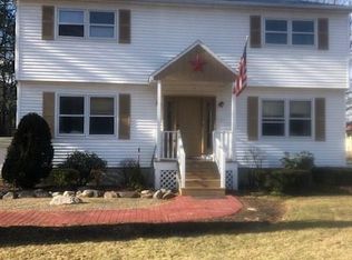 19 Limerick Ln, Ballston Spa, NY 12020