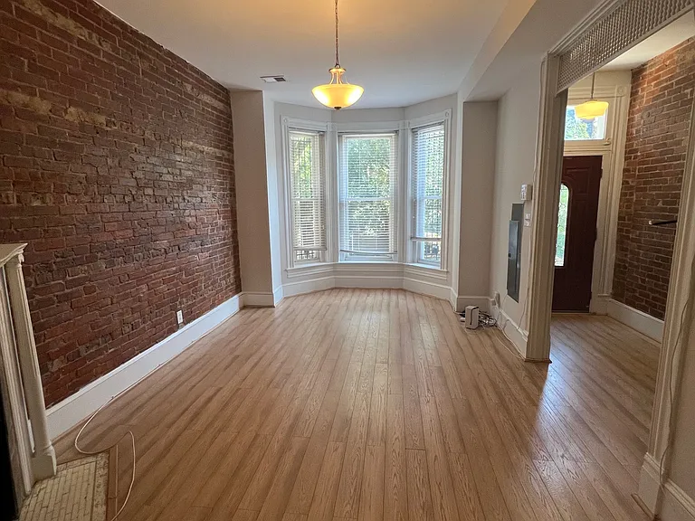 1307 Euclid St NW #A — Photo 2