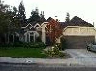 386 E Pelican Ct, Fresno, CA 93730