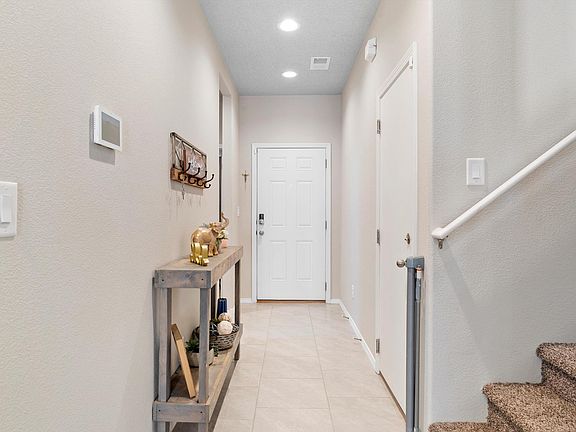 3rd image of 1765 Nicho Ct NW