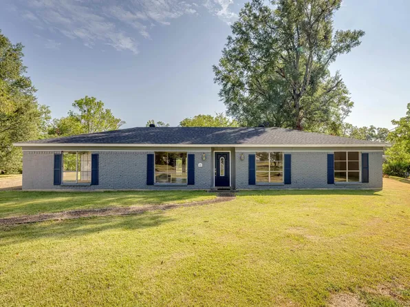 29 Azalea Dr, Monroe, LA 71203