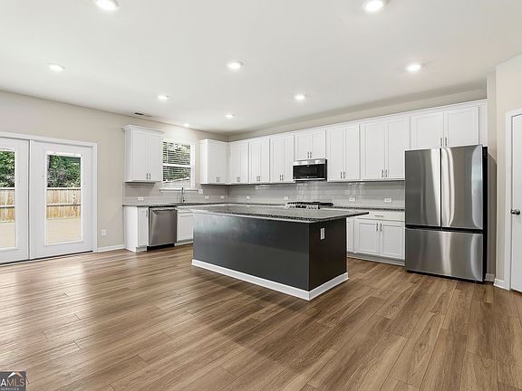 3rd image of 30 Braemore Ln