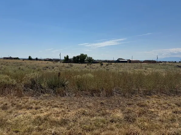 674 E Chelsea Dr, Pueblo West, CO 81007