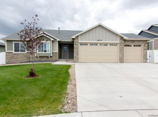 3904 Red Feather Trl, Cheyenne, WY 82001