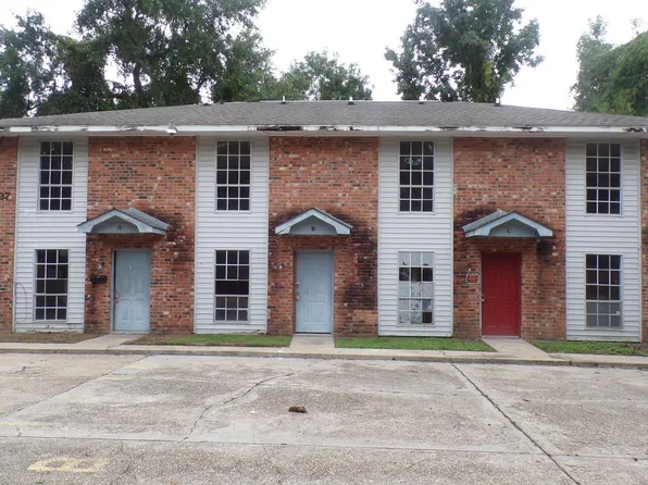 5427 Nicholson Dr, Baton Rouge, LA 70820