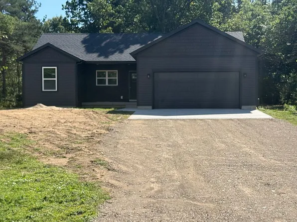 11787 Crimson Creek Dr, Gowen, MI 49326