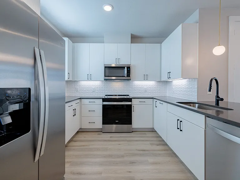 Presidium Tech Ridge — Photo 8