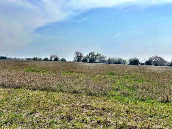 6801 E Edyth Dr, Derby, KS 67037
