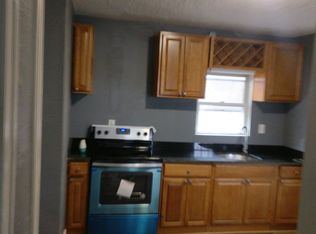 15 Nashua St FLOOR 2, Fitchburg, MA 01420