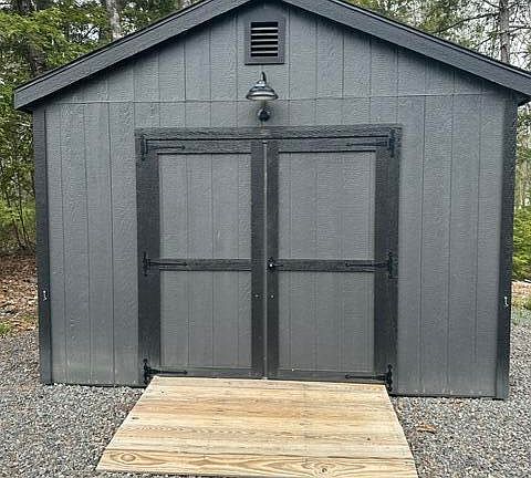 5th image of 1068 Lakins Road