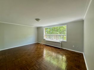 1299 Bayview Ave #18, Toronto, ON M4G 2Z8
