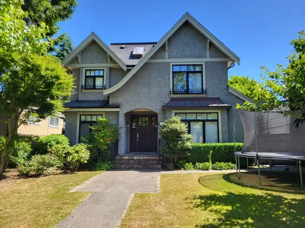 4338 Townley St #8, Vancouver, BC V6L 2G6