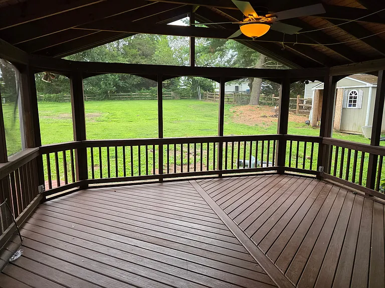 2727 Mustang Dr — Photo 10