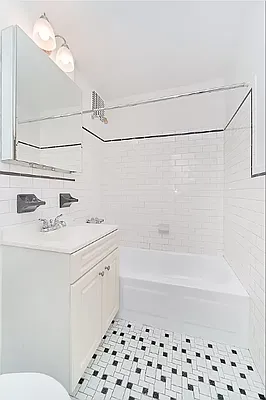 Rented by Living New York | media 10