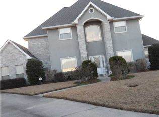 136 Lake Ridge Dr, La Place, LA 70068