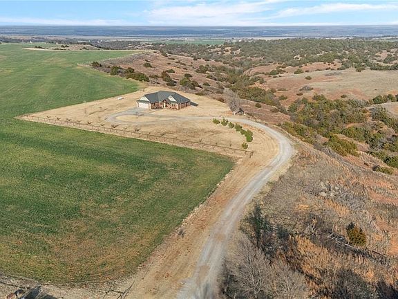 3rd image of 92992 N 2450th Rd