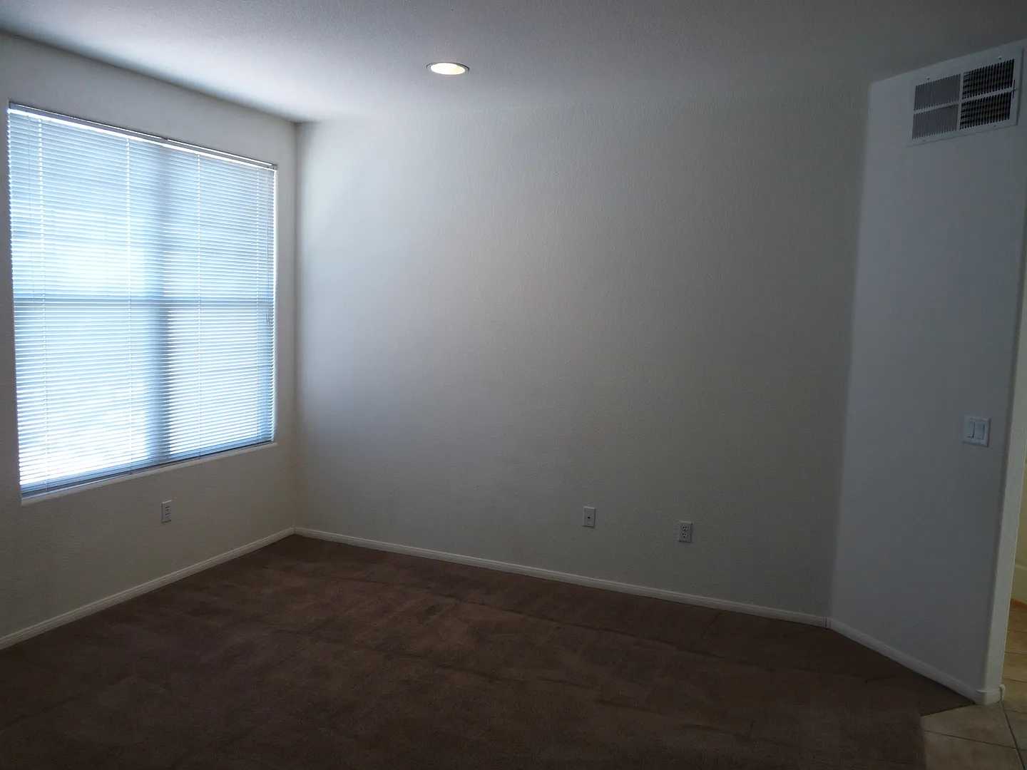 Gated 2 Bedroom, 2 Bath Condo In Jasmine Ranch Community — Photo 4
