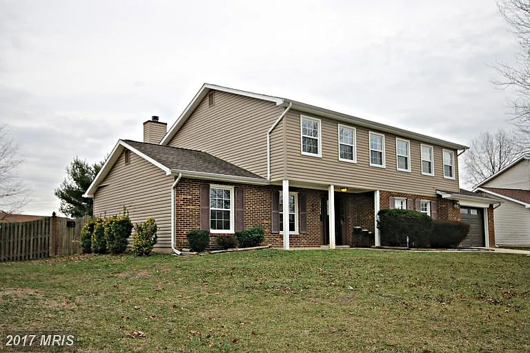 10602 Mullikin Dr photo 1