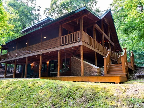 10825 W Fox Run Road, Birdseye, IN 47513