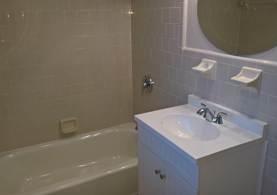 Full Bath