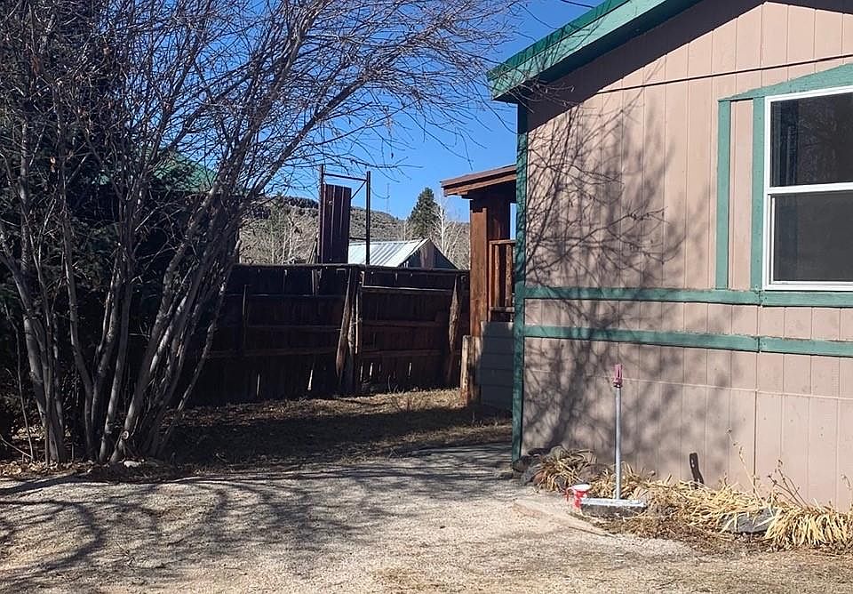 1st image of 905 1/2 Salazar Street